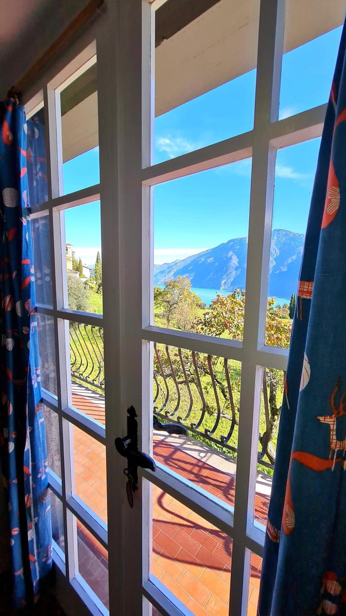 Country House Casa Marisa Garden And Lake View By Garda Domus Mea Tremosine Exteriör bild